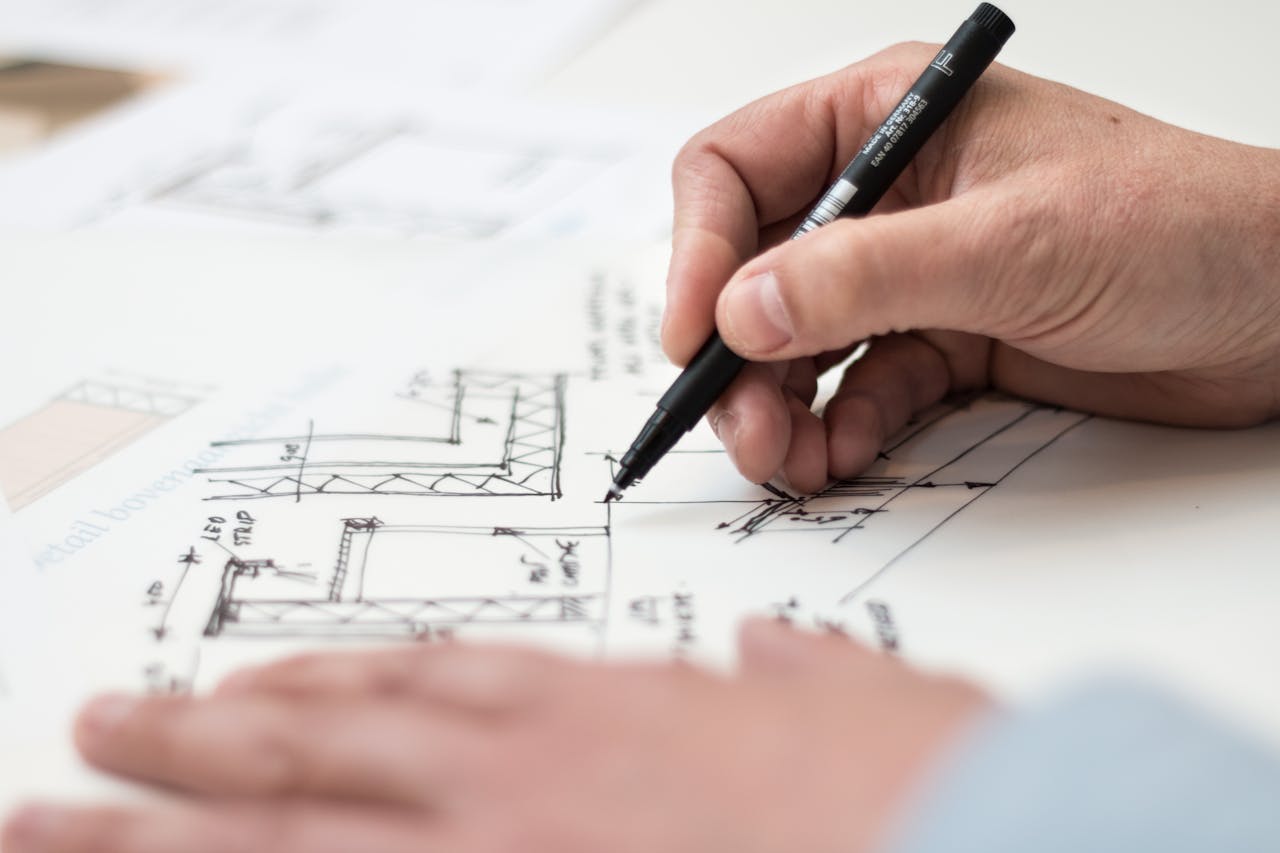 Architect vs. Contractor: Who to Hire First for Your Project