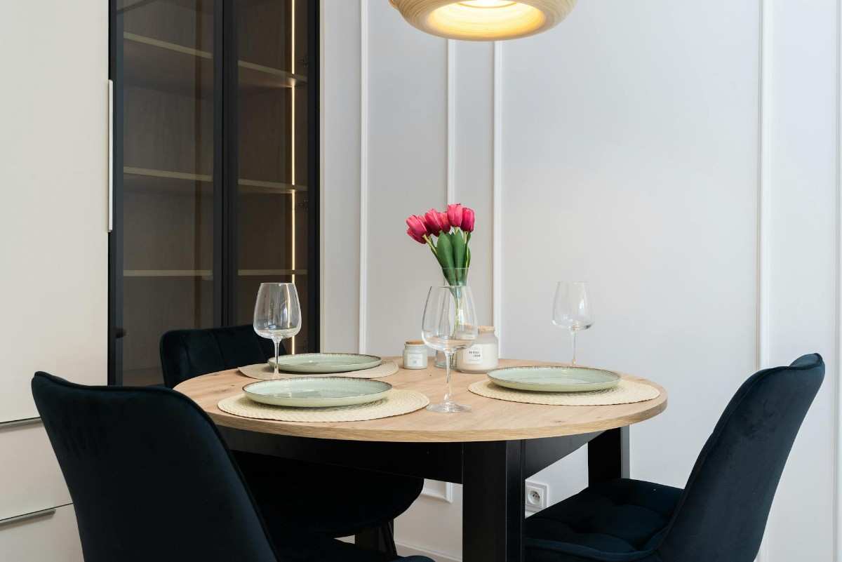 3 seater table design